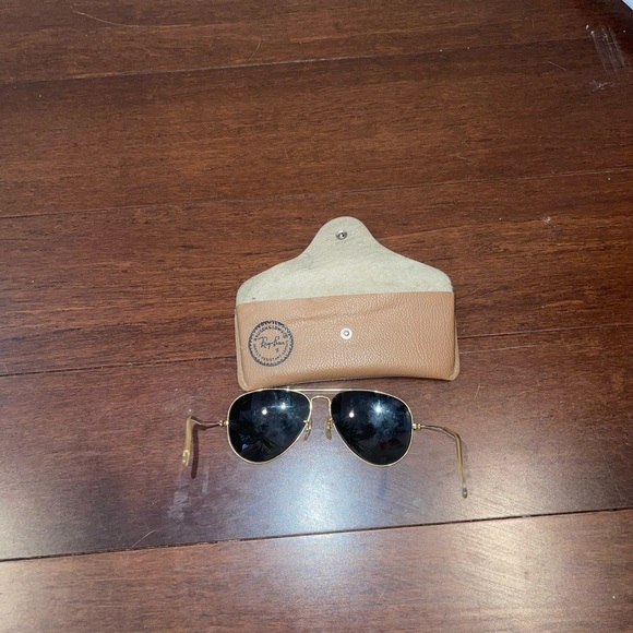 vintage 1980s Ray-Ban Gold Frame aviator Sunglasses - Picture 7 of 14